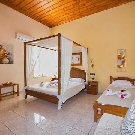 Naftilos Guest House Kala Nera Esterno foto
