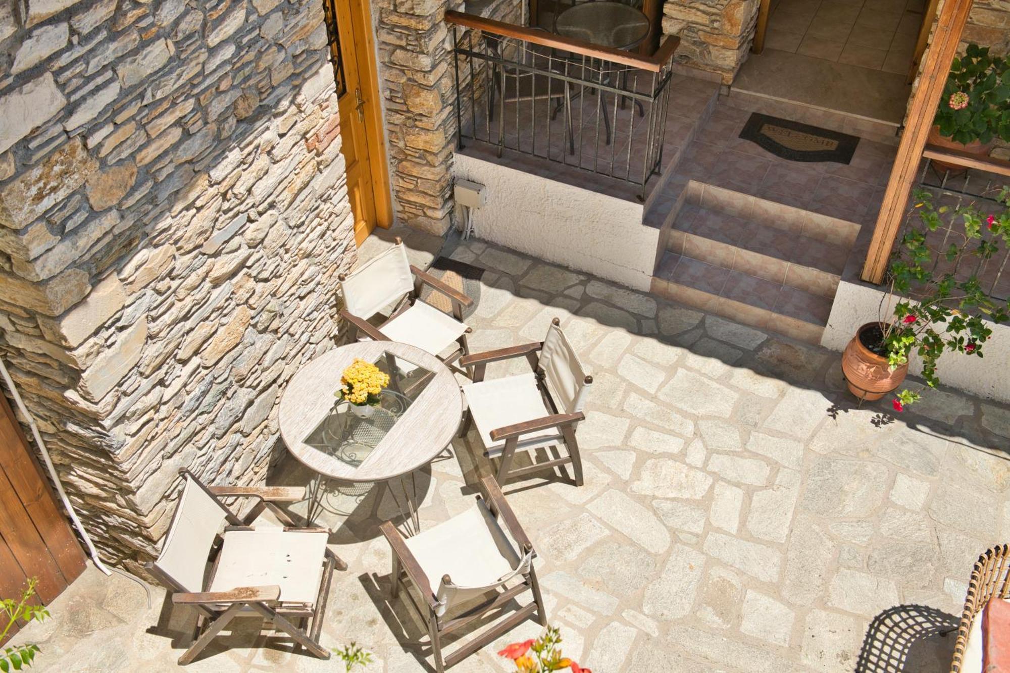Naftilos Guest House Kala Nera Esterno foto