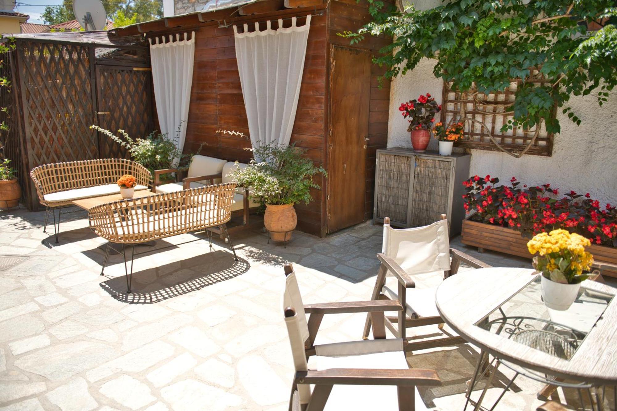 Naftilos Guest House Kala Nera Esterno foto