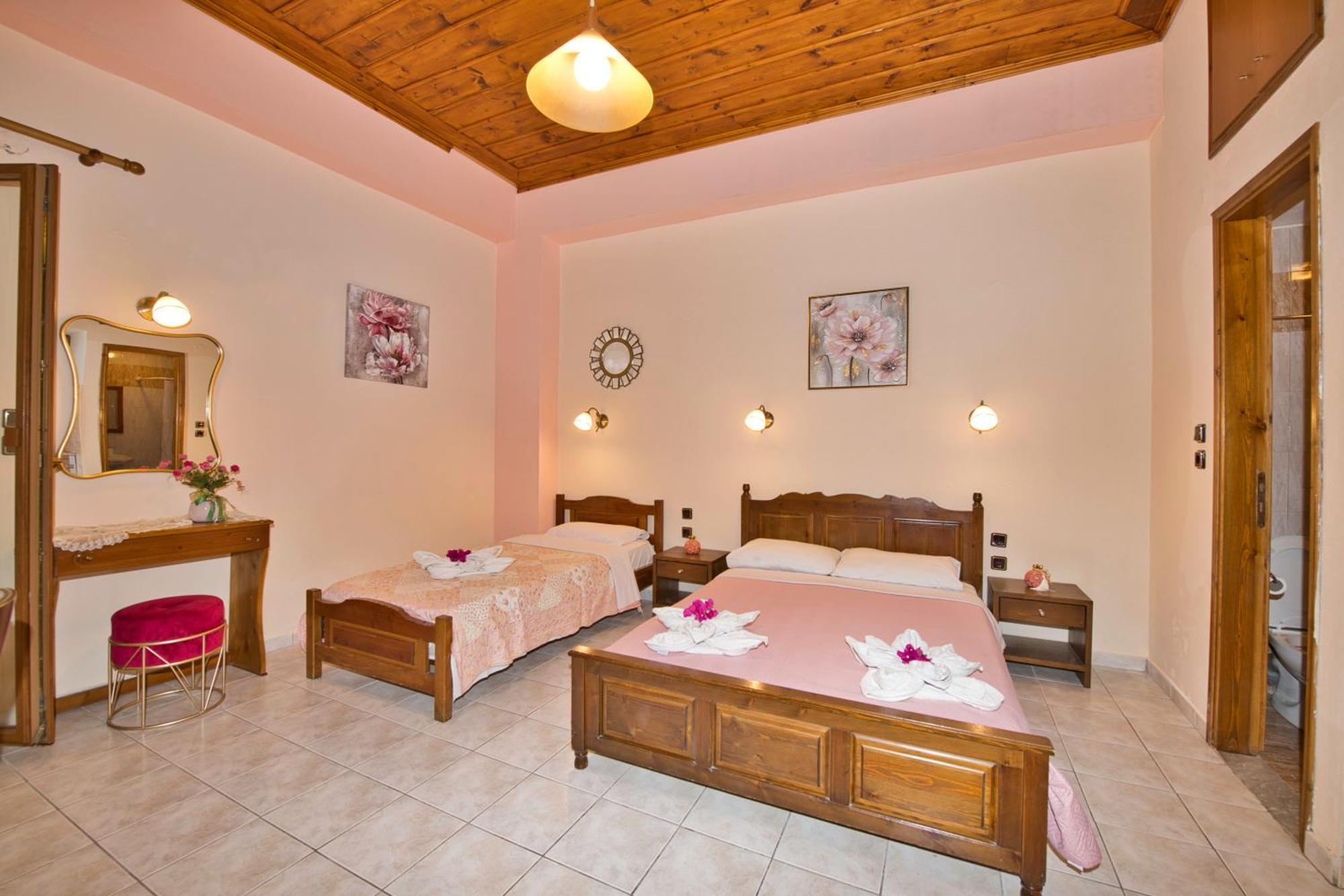 Naftilos Guest House Kala Nera Esterno foto
