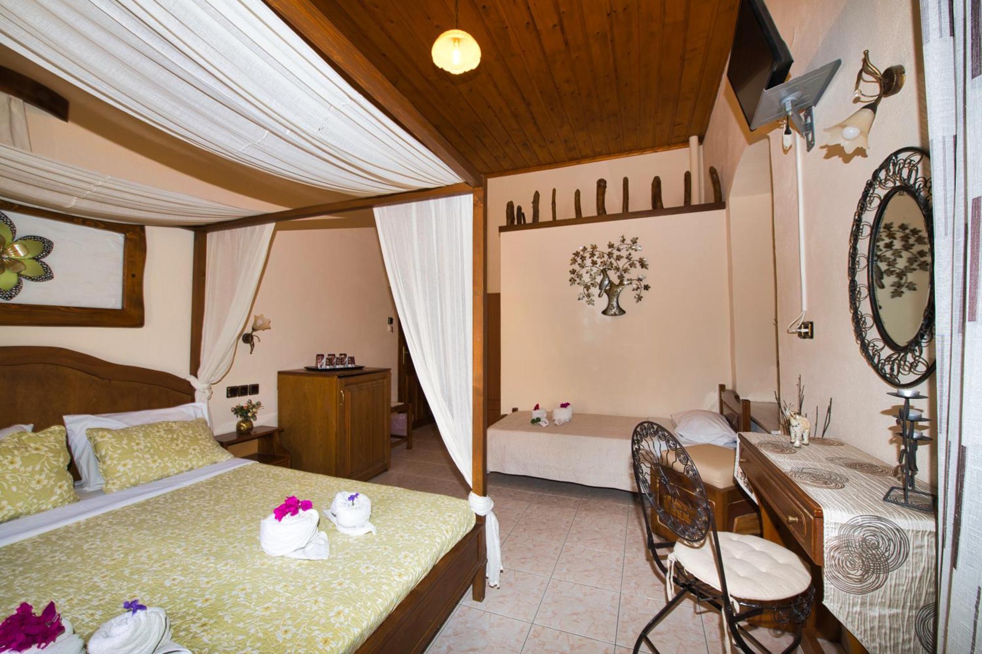 Naftilos Guest House Kala Nera Esterno foto