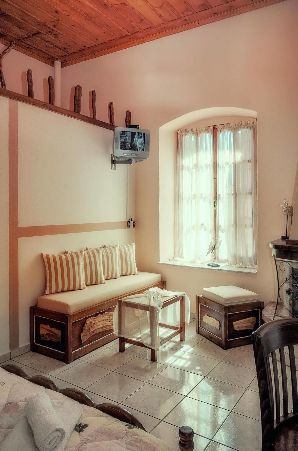 Naftilos Guest House Kala Nera Esterno foto